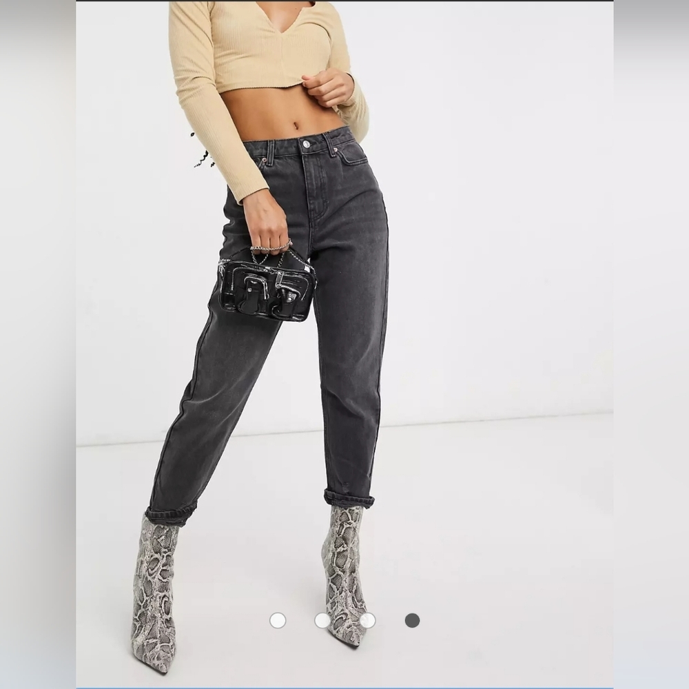 🌞NWT Topshop MOM High Waisted Washed Black Tapered Ripped Hem Jeans